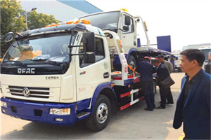 东山汽车道路救援拖车价格